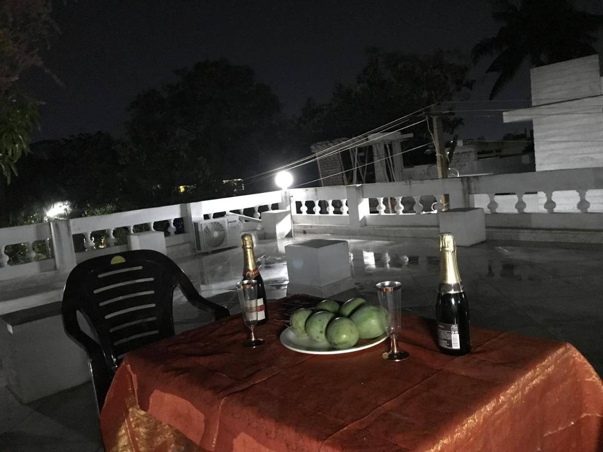פונדיצ'רי Chan Maison @ Lakshmi Gardens מראה חיצוני תמונה