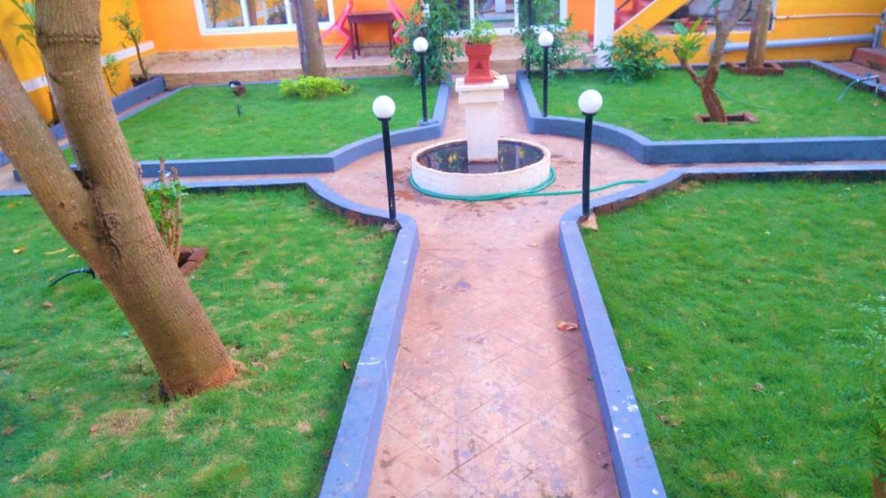 פונדיצ'רי Chan Maison @ Lakshmi Gardens מראה חיצוני תמונה