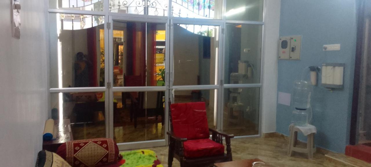 פונדיצ'רי Chan Maison @ Lakshmi Gardens מראה חיצוני תמונה